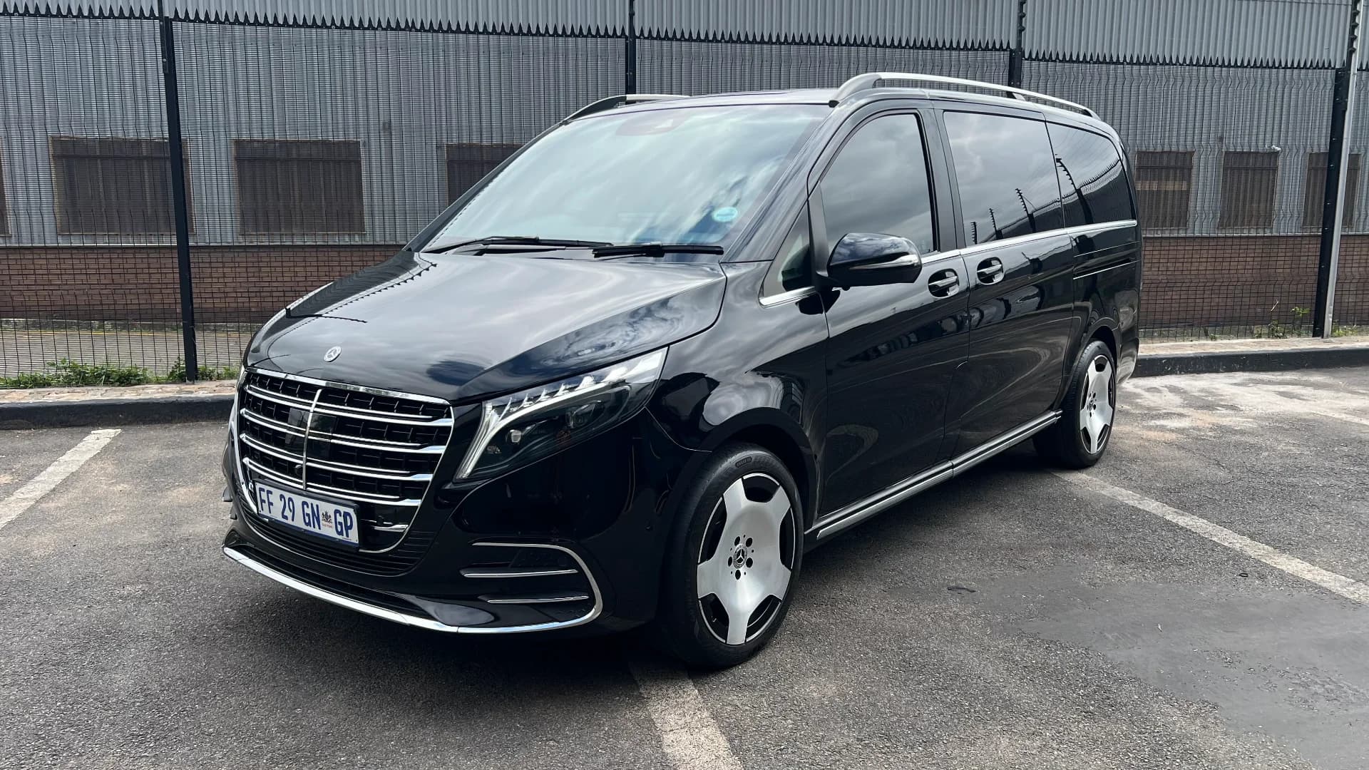 Mercedes-Benz V300d