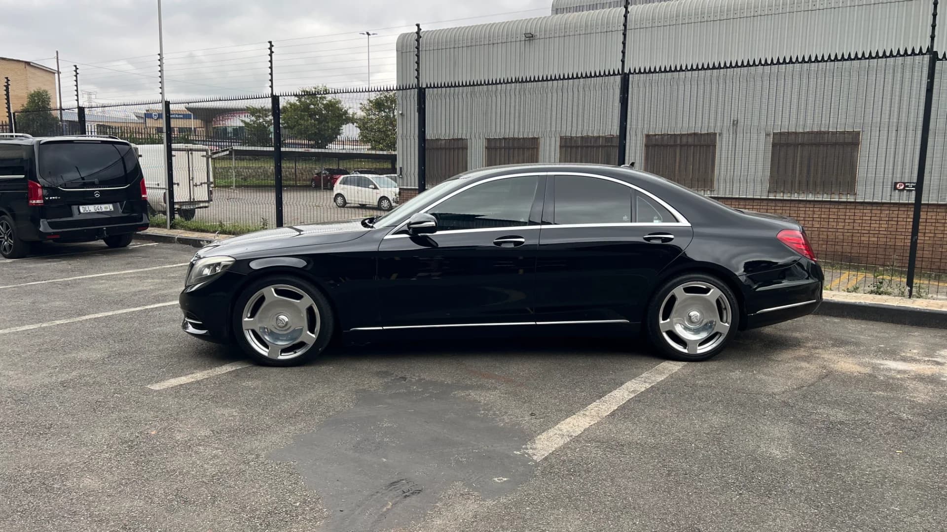 Mercedes Benz S500 (W222)，图片 3