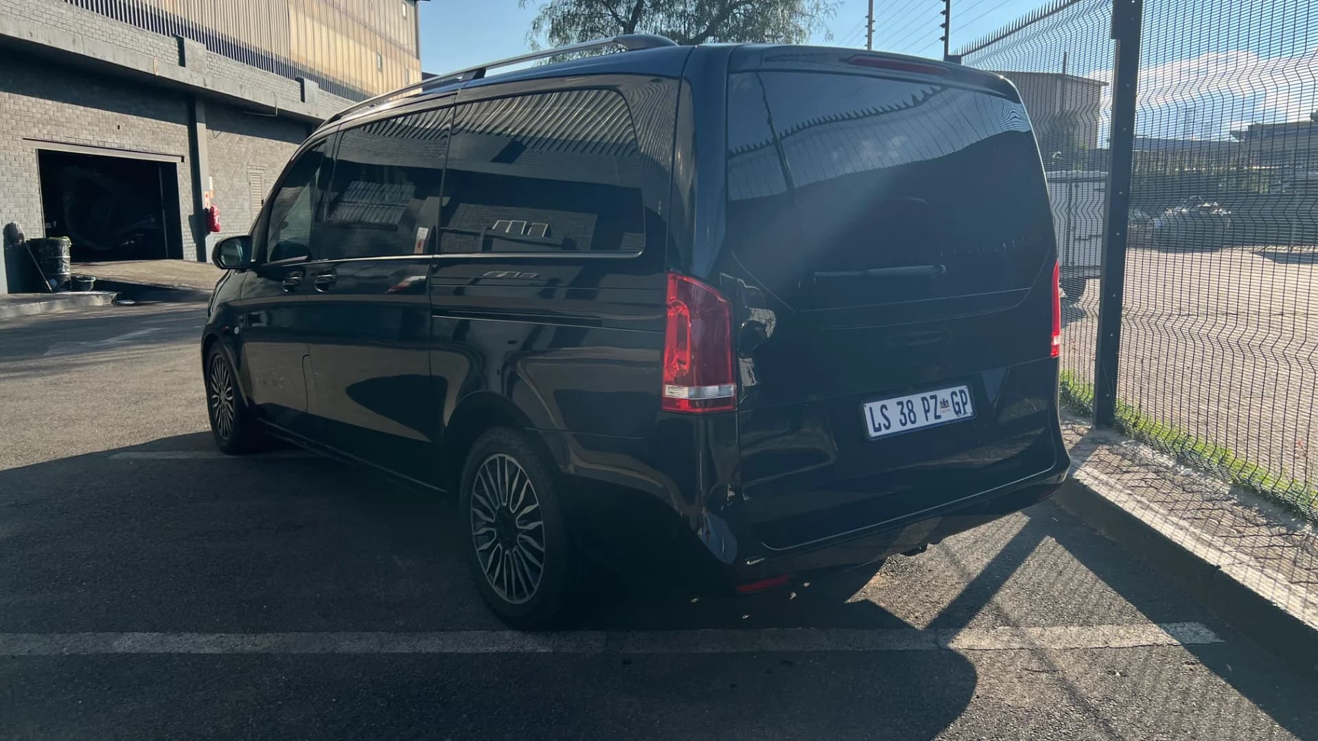 Mercedes-Benz Vito, image 2