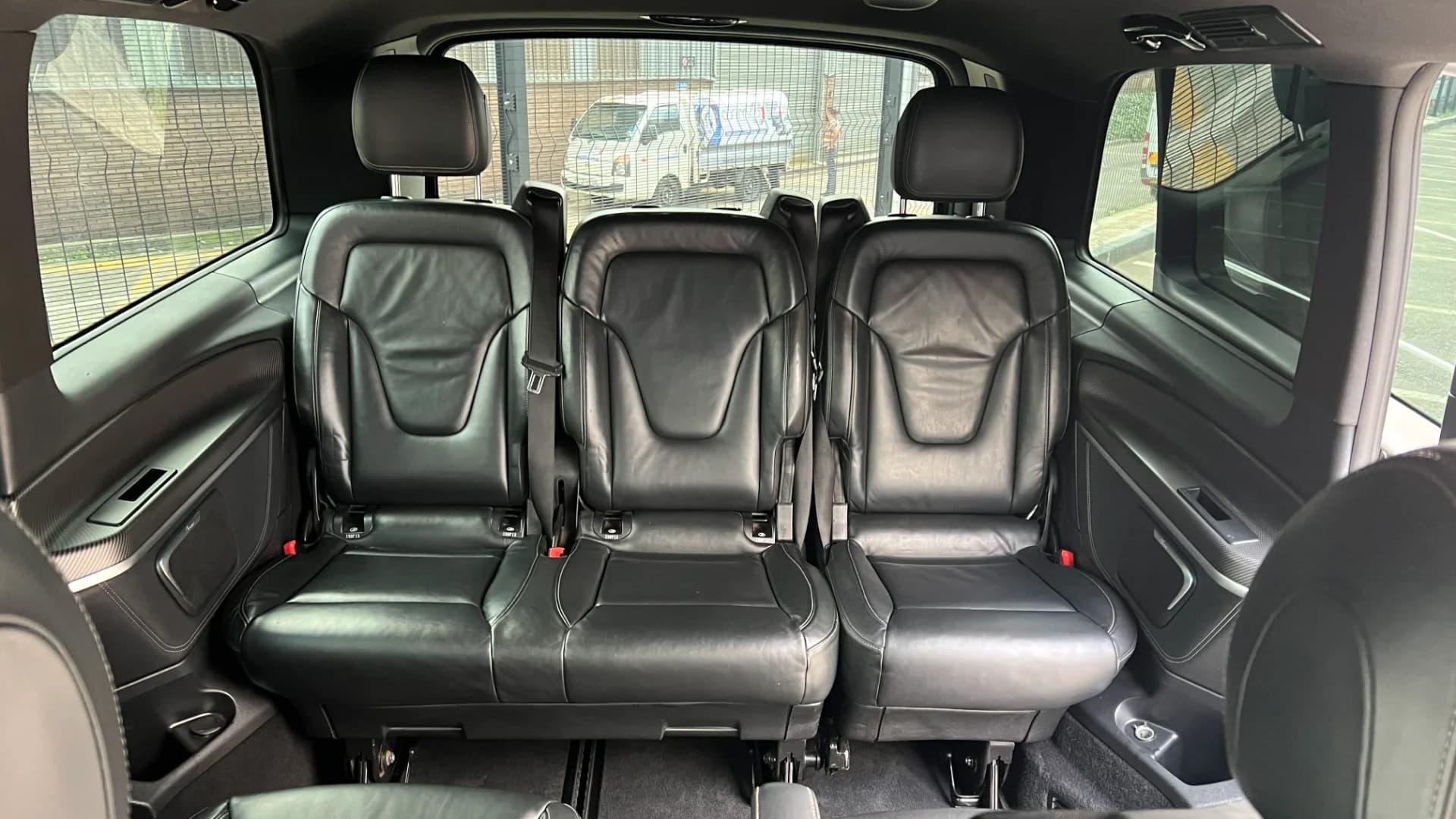 Mercedes-Benz V300d, image 5