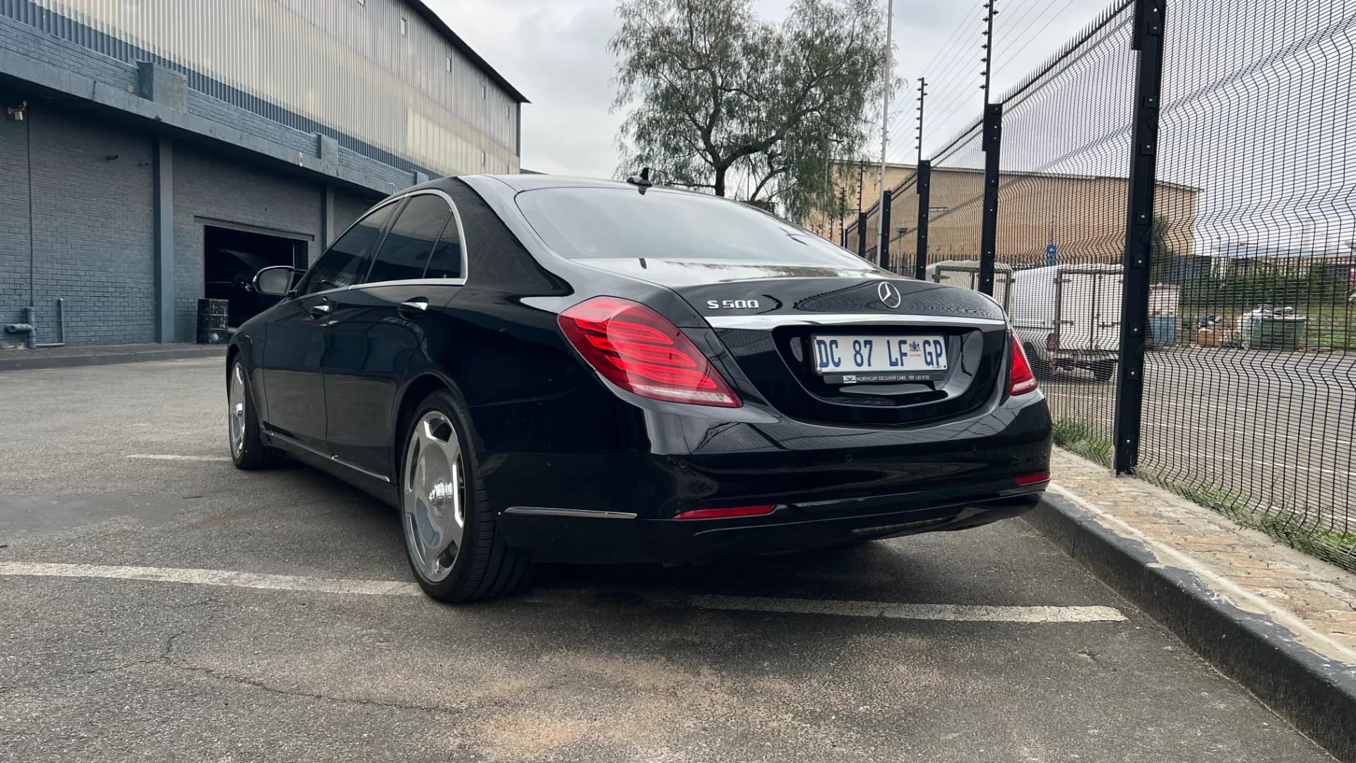 Mercedes Benz S500 (W222)，图片 4