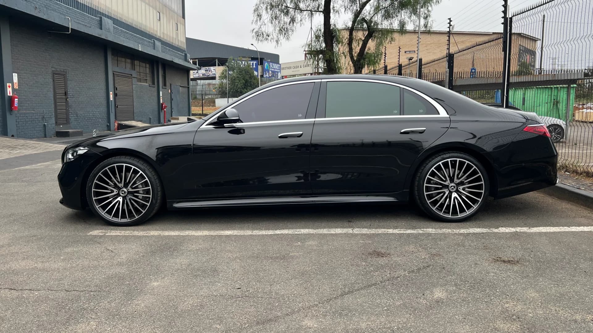 Mercedes Benz S500 (W223), image 3